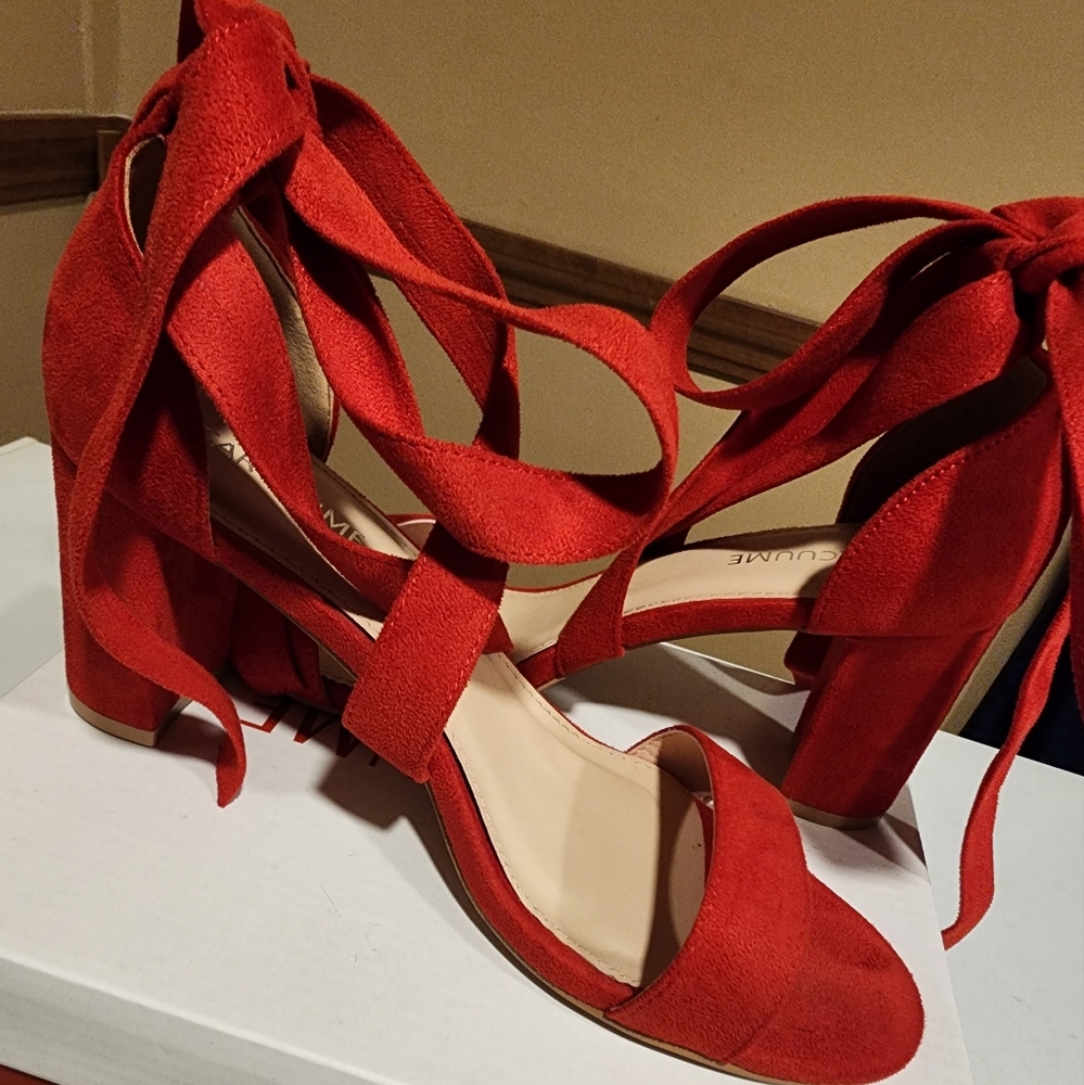 Carcuume Lace Up Heels